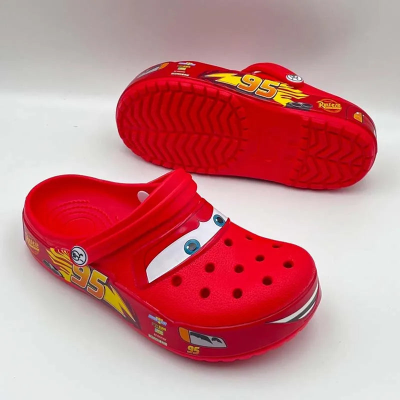Zapatillas de verano Mcqueen Man Pixar para hombre, impermeables, para exteriores, playa, con agujeros, EVA, sandalias, chanclas de coche para mujer, regalo para niño