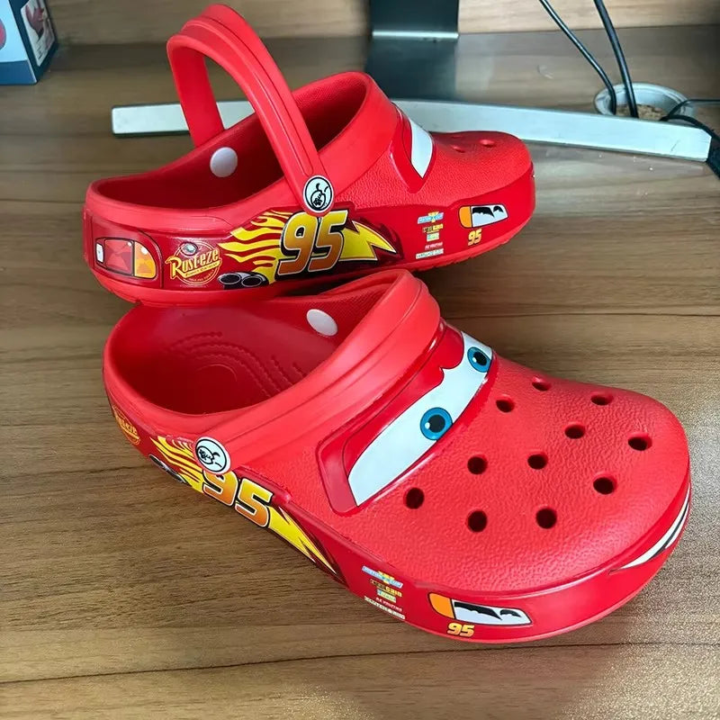 Zapatillas de verano Mcqueen Man Pixar para hombre, impermeables, para exteriores, playa, con agujeros, EVA, sandalias, chanclas de coche para mujer, regalo para niño